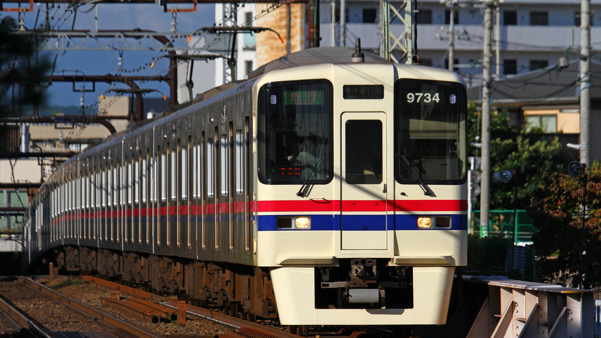 超・過密列車の「京王線」…沿線で住むならどこにする？