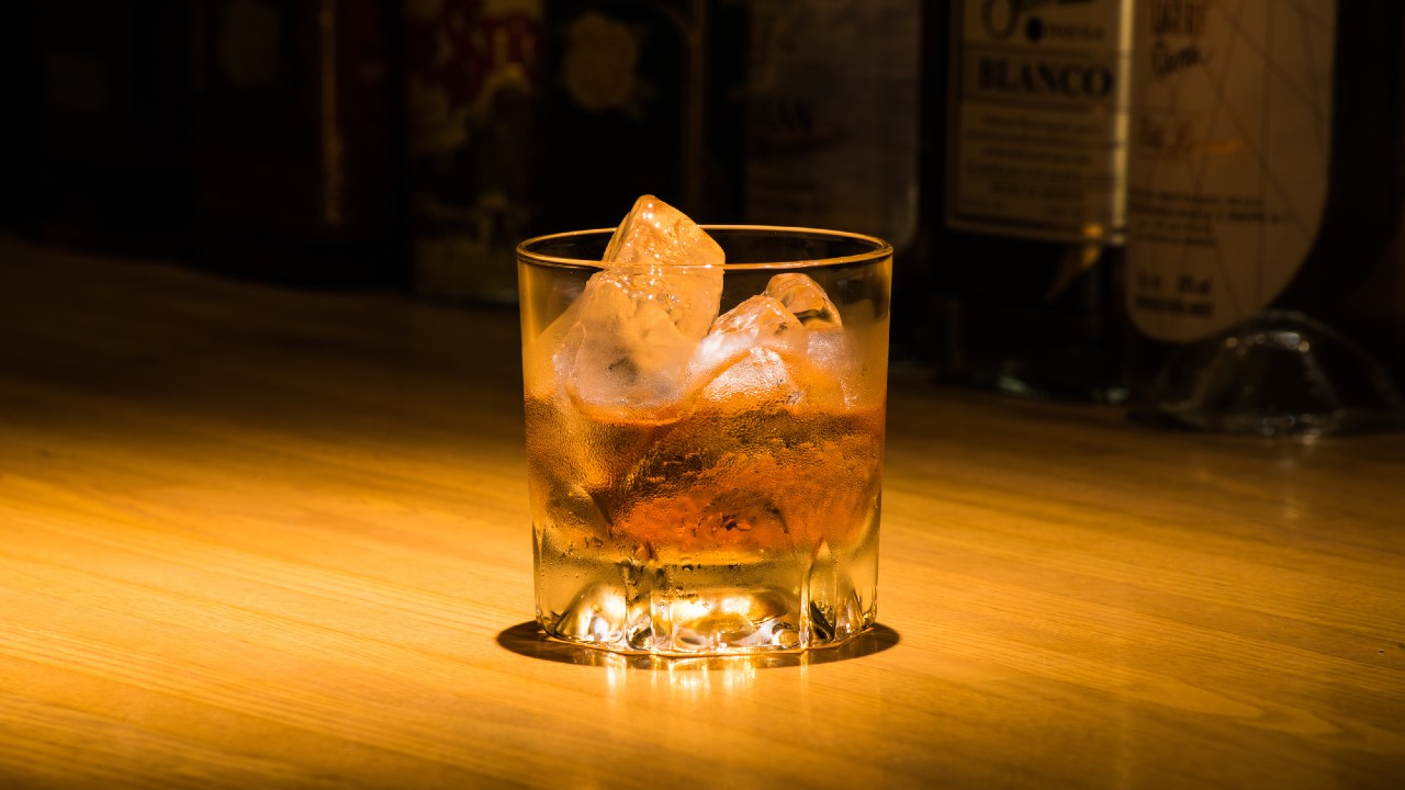 ジャパニーズウイスキーのブランドを損なう「酒税法」の問題