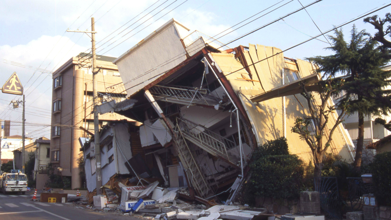 長方形より正方形の家のほうが地震に強い理由