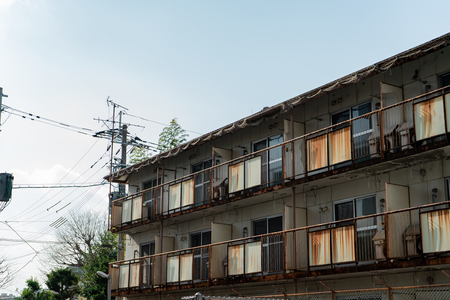 手に負えなくなり、廃墟化…マンション居住者の甘すぎる意識 | ゴールド