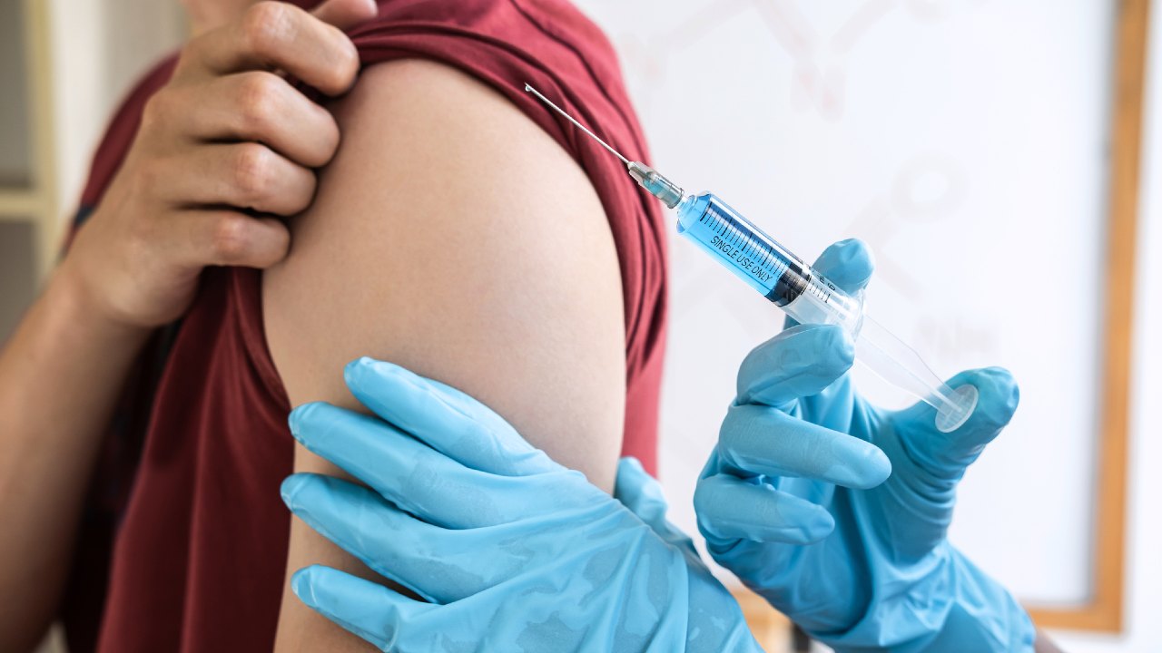 いずれ日本も…米国のコロナワクチン接種率「7割で頭打ち」の背景