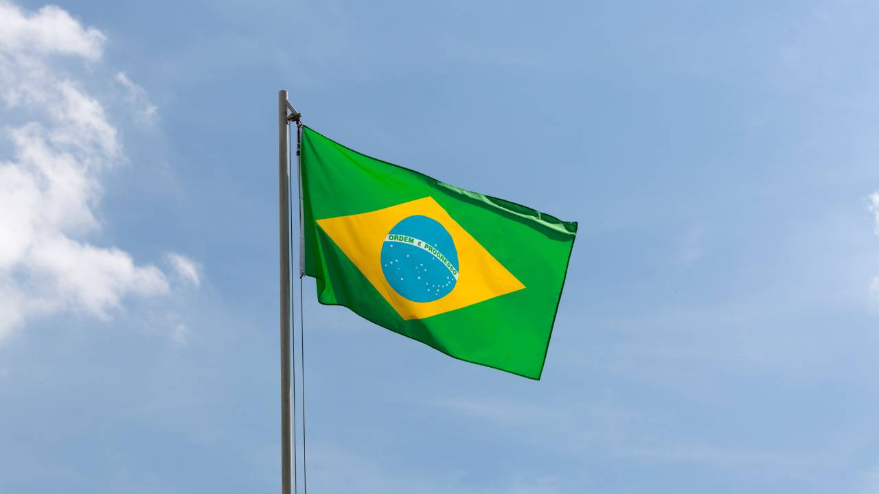 ブラジル、市場動向は依然構造改革次第