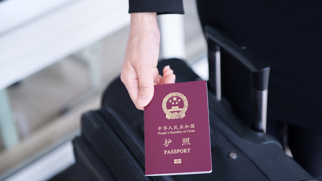 「海外旅行で最もお金を使う国」第1位・中国、衝撃の“パスポート保有率”