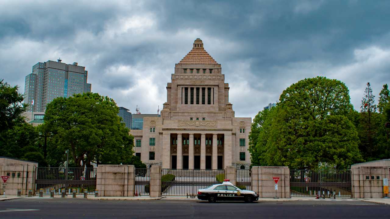 子どもたちが知っておくべき税金の使い道とその仕組みとは【金融教育プランナーが解説】