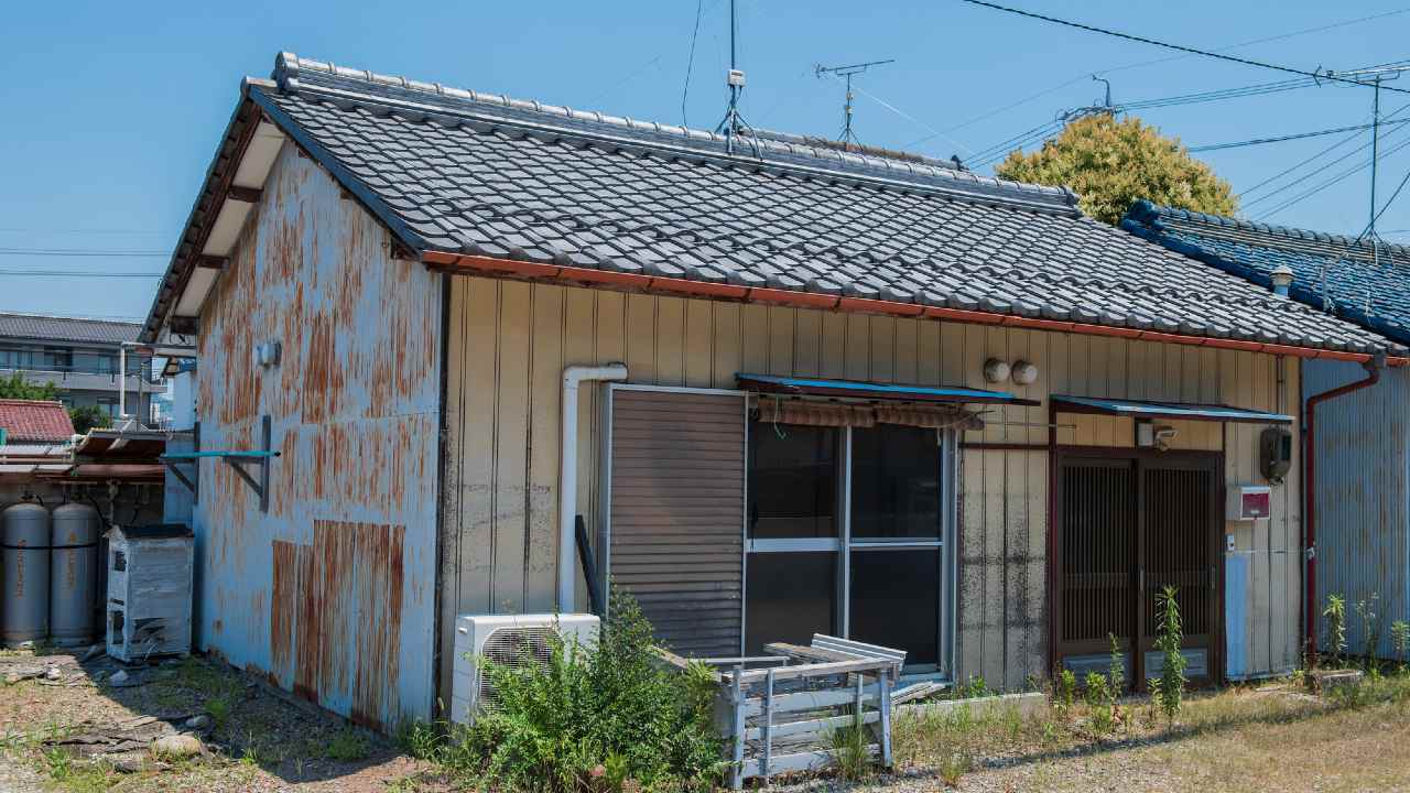 日本の木の家は〈じわじわ腐る〉「床下を覗いたら…」恐ろしい実態