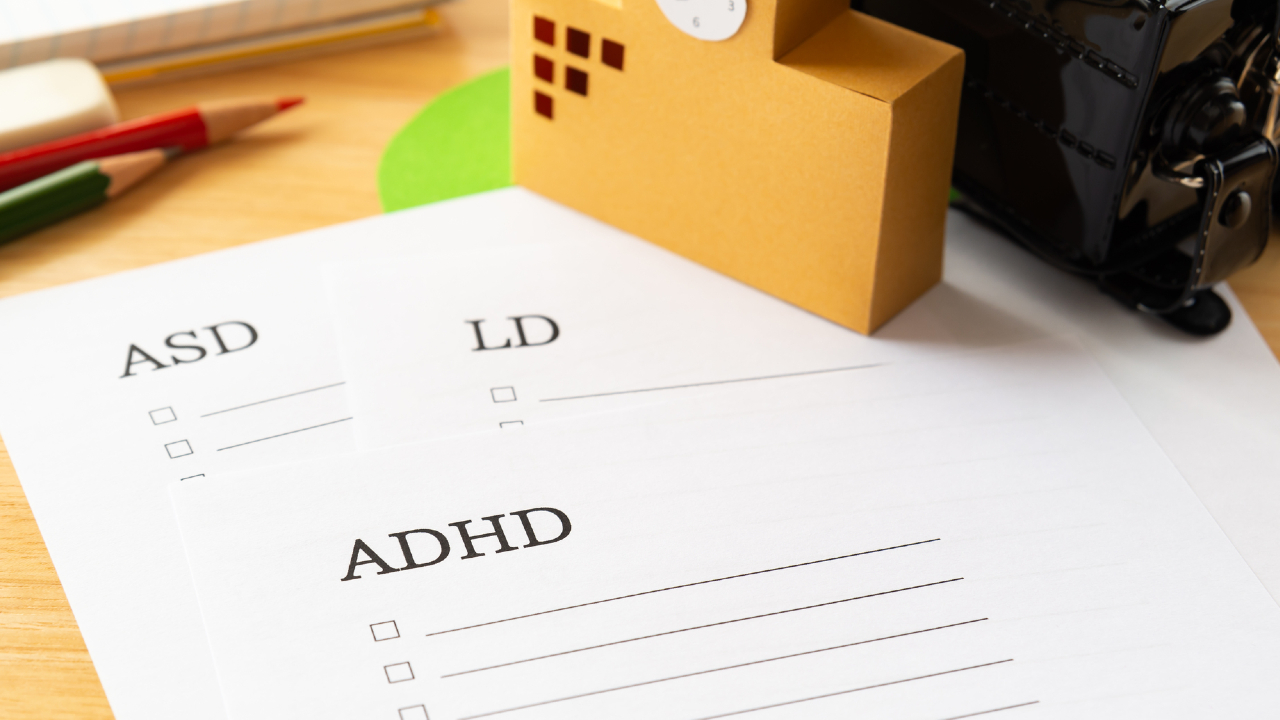 「ADHD」診断基準は？ケアレスミスが多い、多動性がある…
