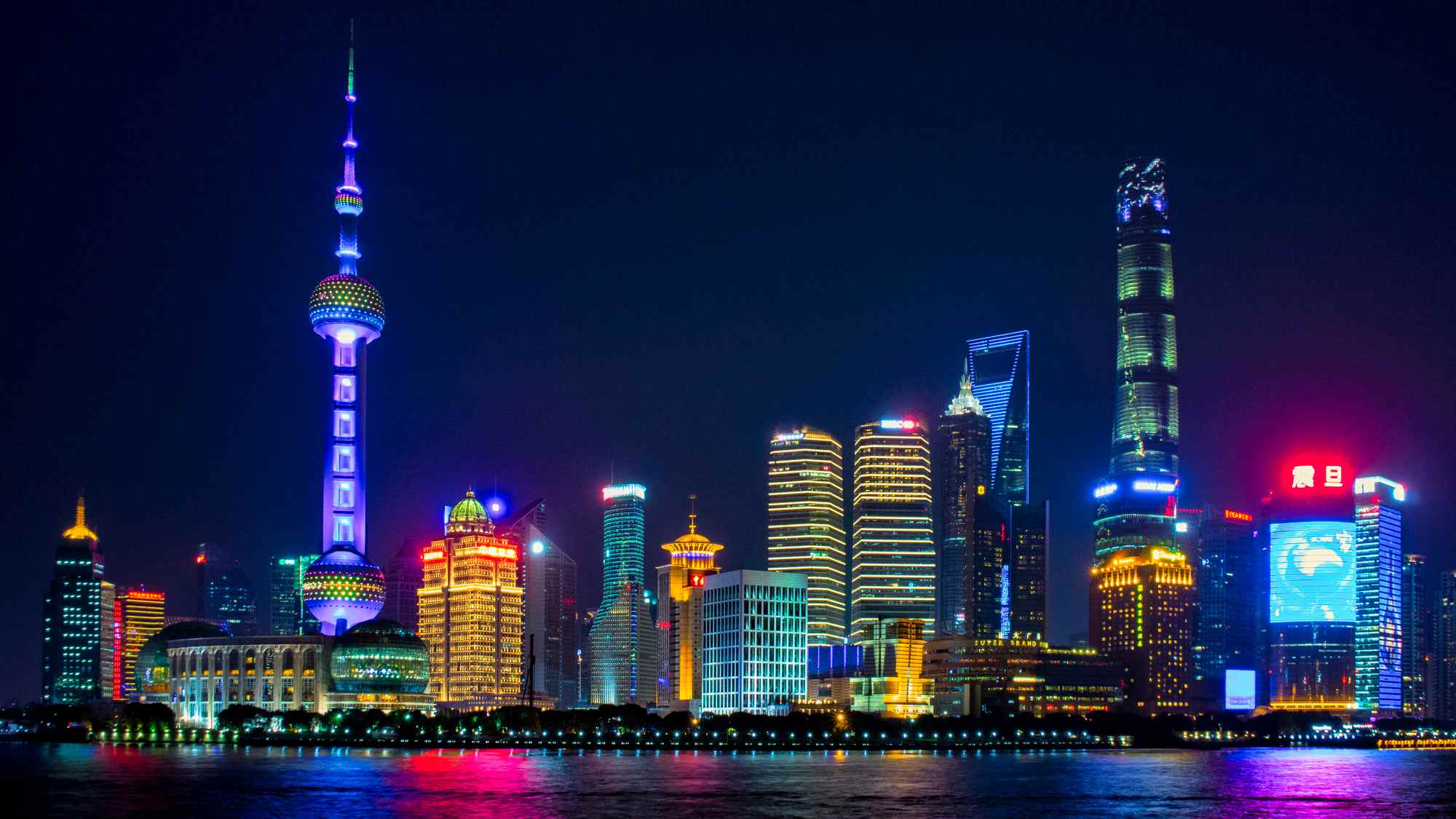 パウエル氏発言受けた中国市場の流れ。大規模都市規制、中国当局の足かせ…米上場企業、香港・シンガポールへのシフト強化か