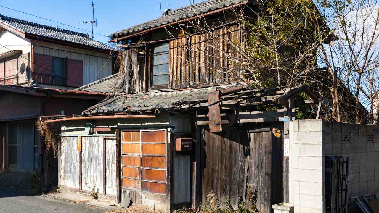 「土地は元々国のもの」そのくらい言わなきゃダメ？…日本が「所有者不明土地」の扱いに苦戦しているワケ