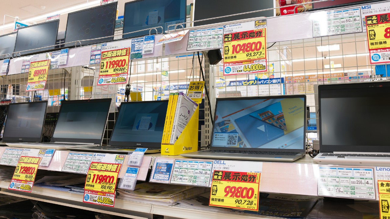 恐ろしい…軽快なBGMのもと繰り返される「家電量販店の最安値宣言」に込められた、本当の意味【経済評論家が解説】