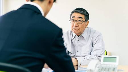 会社を譲渡した元社長 引退したのにまだ借金の保証 の苦悩 富裕層向け資産防衛メディア 幻冬舎ゴールドオンライン