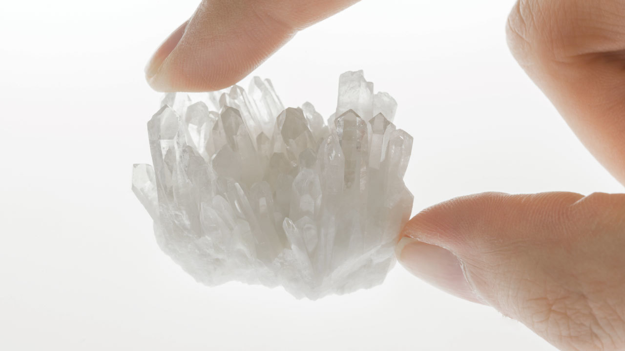市販されている「溶錬水晶」とはどのような水晶なのか？