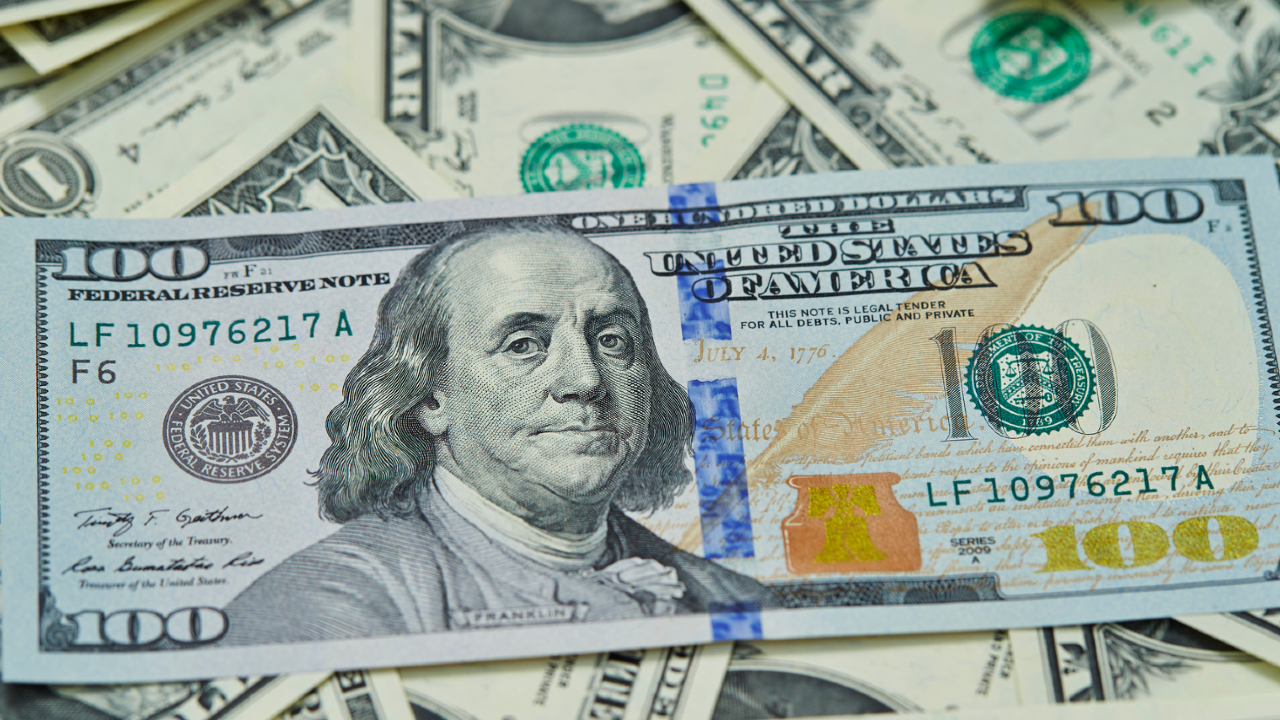 半年ぶり安値圏急落…米ドル「年内100円割れ」の可能性は？